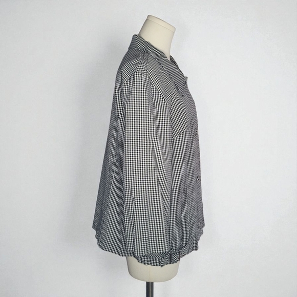 Elegant Black and White Checkered Blazer - Picture 4 of 8